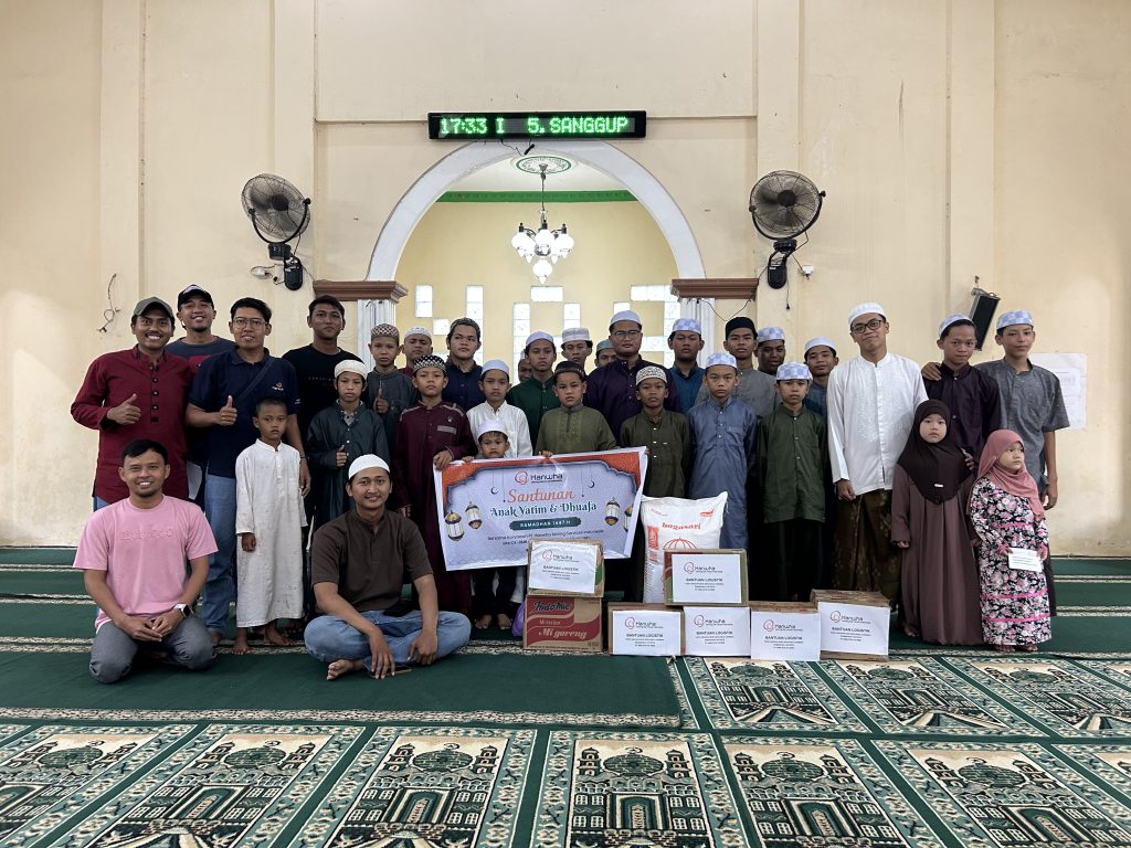 Foto bersama di Panti Asuhan Budi Akhlaqul Karimah - PKN